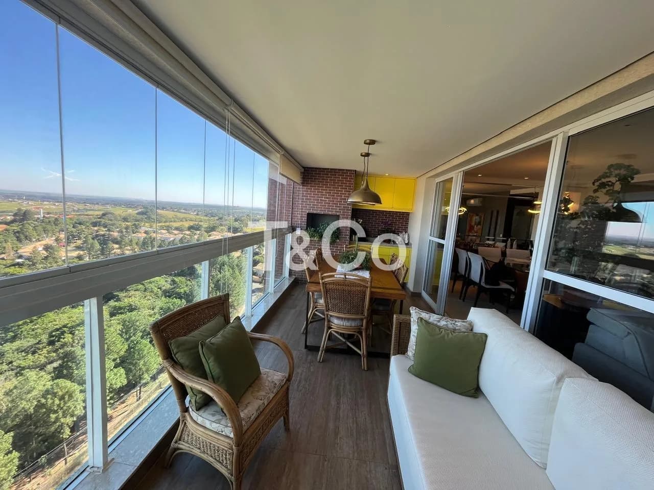 Apartamento no Loteamento Alphaville Campinas