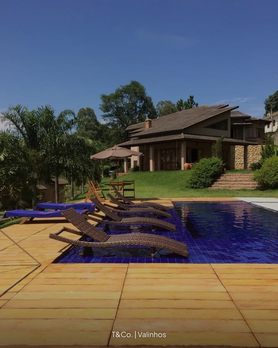 R$ 3.000.000,00 | 1 Suíte | 8 Vagas | 400m² Área Construída | 2.500m² Terreno | IPTU R$ 310,00/mês
Para saber mais:
Ent